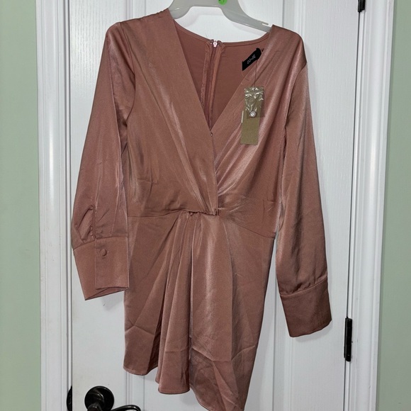 Do + Be Top - Picture 1 of 3